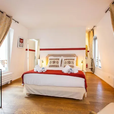 Authentic - 4br-10p - Moulin Rouge * Paris